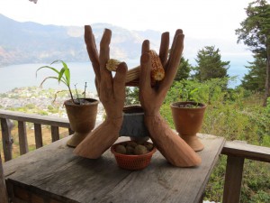 Die Mayas glauben, dass der Ursprung des Menschen im Mais liegt