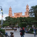 Plaza und Kathedrale in Merida